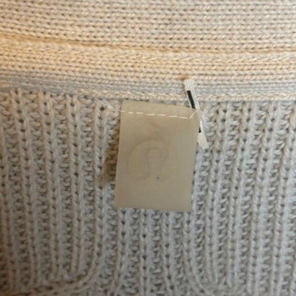 Lululemon Sweater Women's Size 12 Knit Long Sleeve Cardigan Knit White Opal - Picture 3 of 4